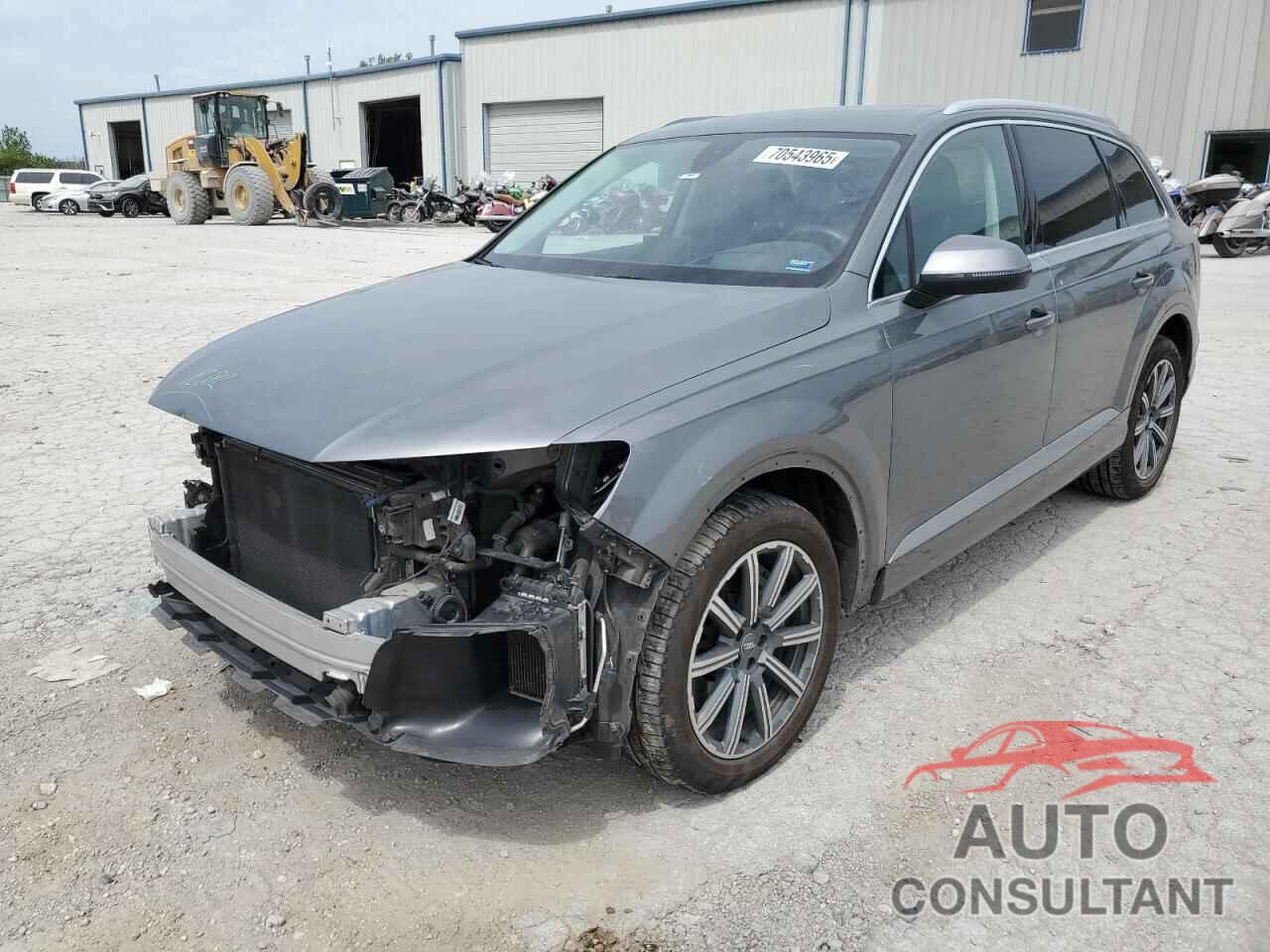AUDI Q7 2018 - WA1VAAF79JD027571