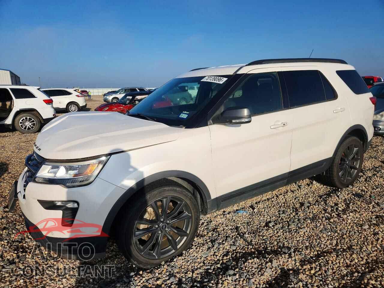 FORD EXPLORER 2018 - 1FM5K7D89JGB30047