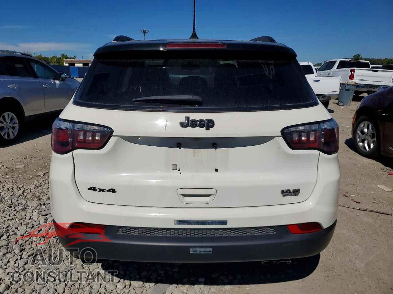 JEEP COMPASS 2019 - 3C4NJDBB8KT598465