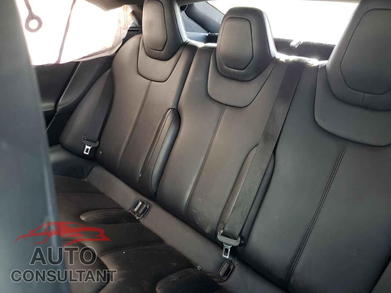 TESLA MODEL S 2017 - 5YJSA1E1XHF193252