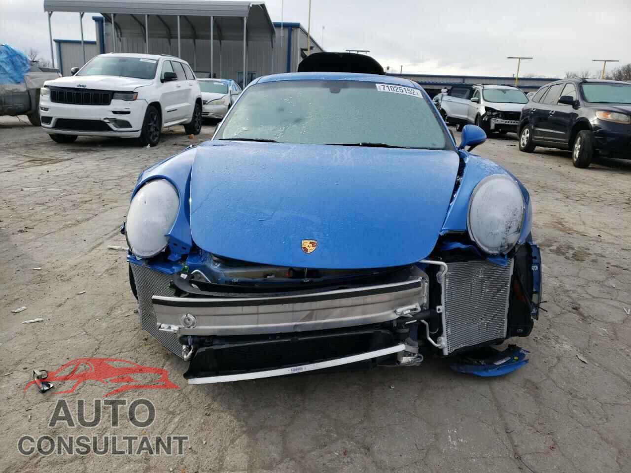 PORSCHE 911 2018 - WP0AC2A99JS176216