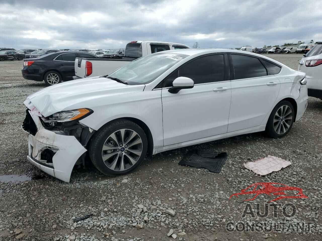 FORD FUSION 2019 - 3FA6P0T92KR260151