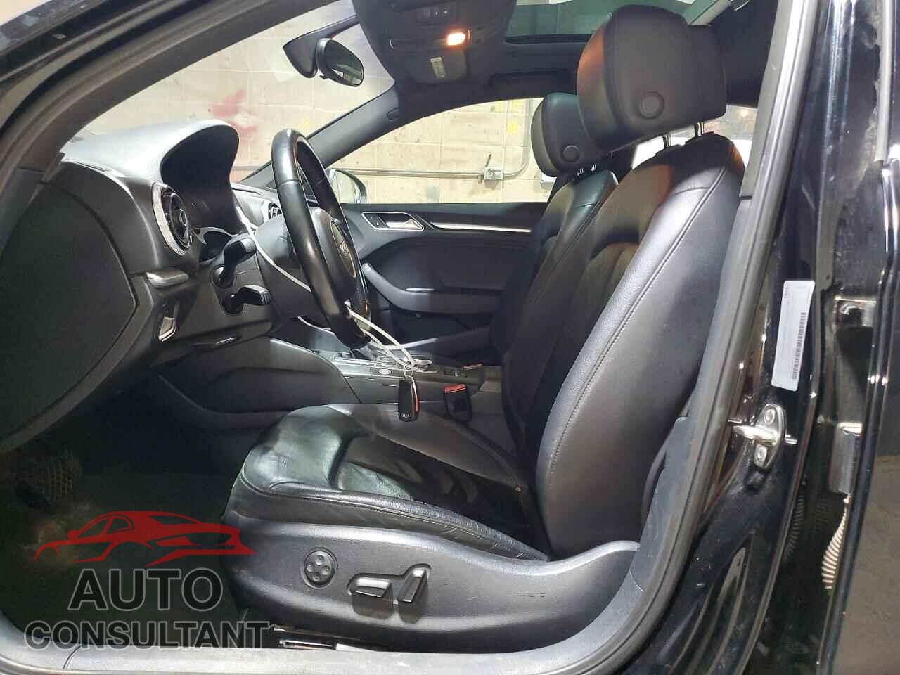AUDI A3 2015 - WAUCJGFF4F1101251