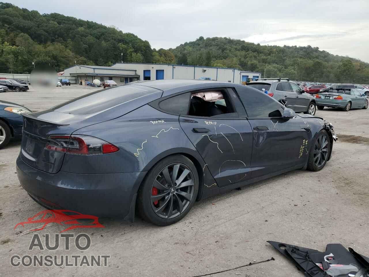 TESLA MODEL S 2020 - 5YJSA1E48LF390844
