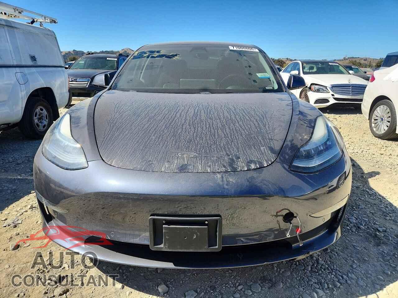 TESLA MODEL 3 2018 - 5YJ3E1EA7JF048300