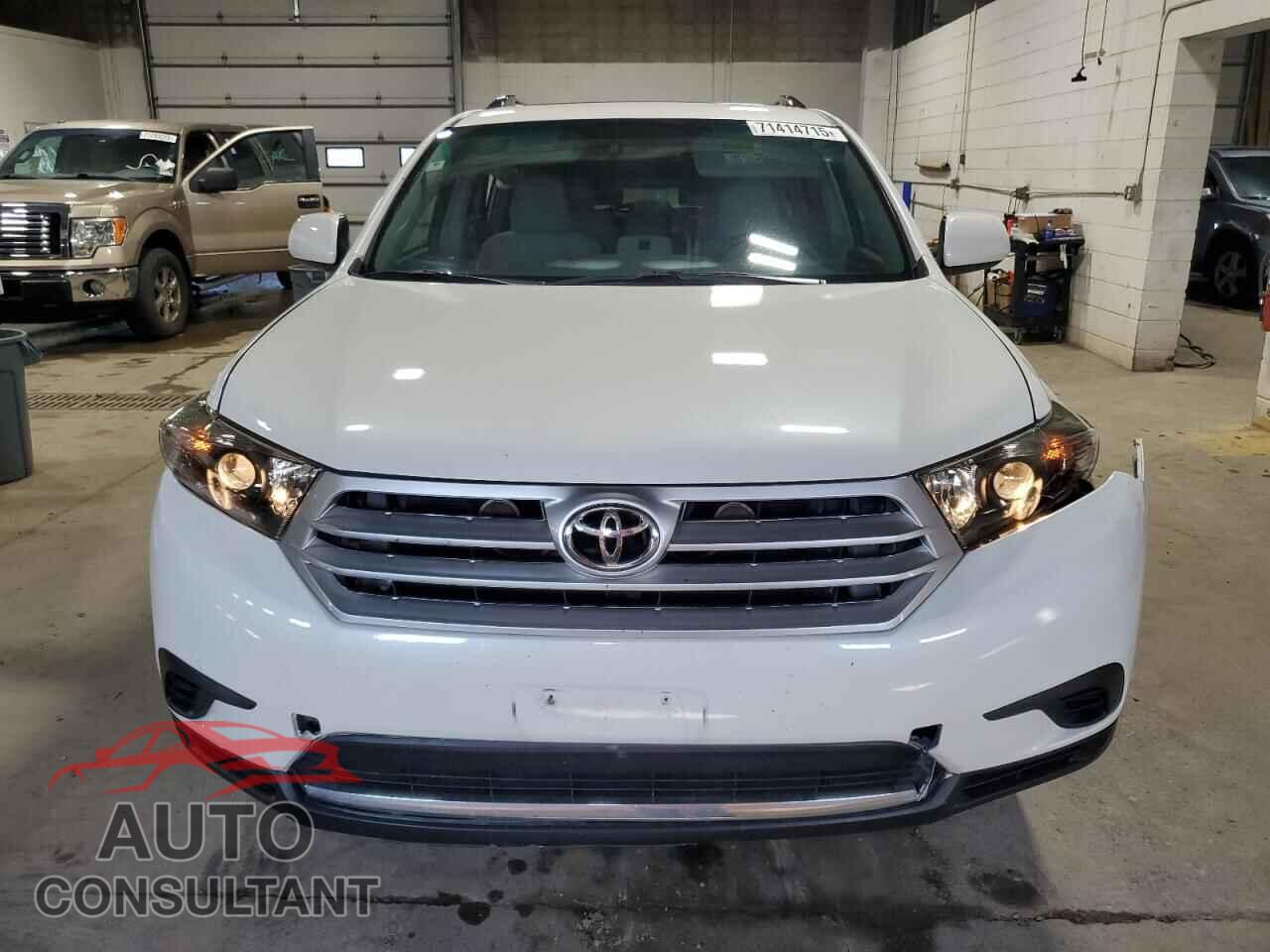 TOYOTA HIGHLANDER 2013 - 5TDBK3EH8DS214367