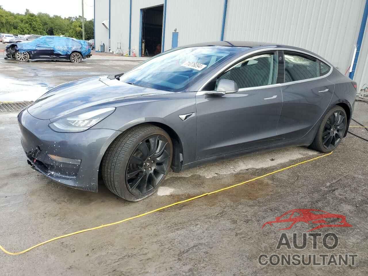 TESLA MODEL 3 2018 - 5YJ3E1EB6JF113842