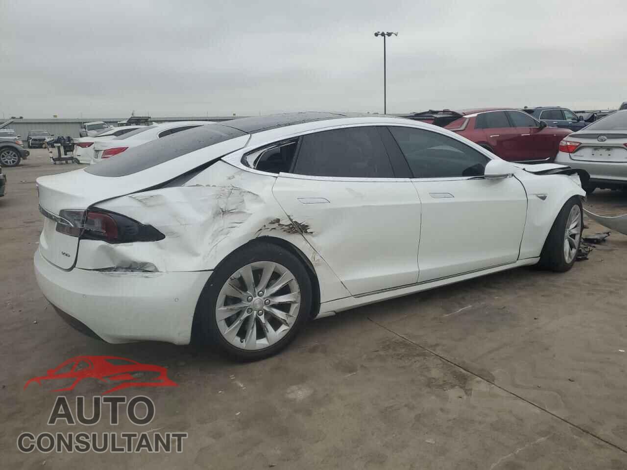 TESLA MODEL S 2016 - 5YJSA1E21GF156484