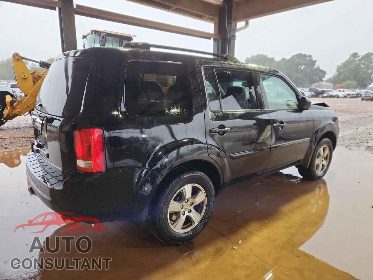 HONDA PILOT 2011 - 5FNYF3H59BB001932