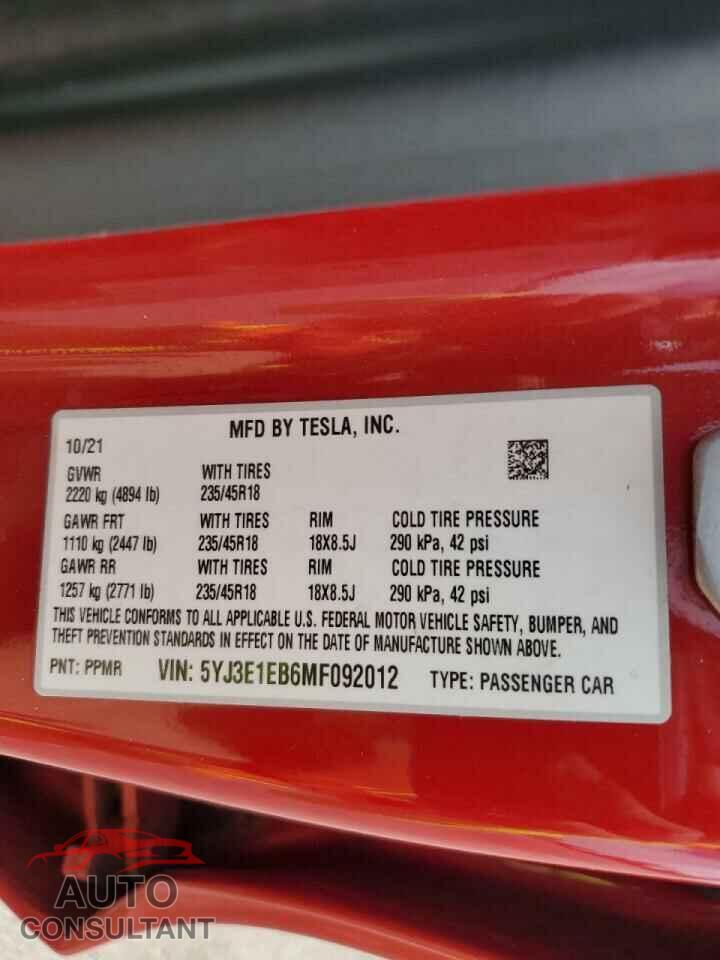 TESLA MODEL 3 2021 - 5YJ3E1EB6MF092012