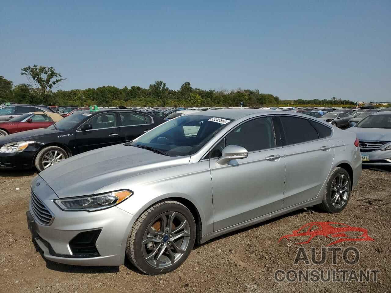 FORD FUSION 2019 - 3FA6P0CD5KR271035