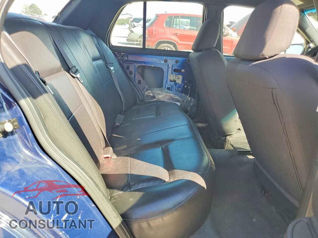 FORD CROWN VIC 2010 - 2FABP7BV9AX144192