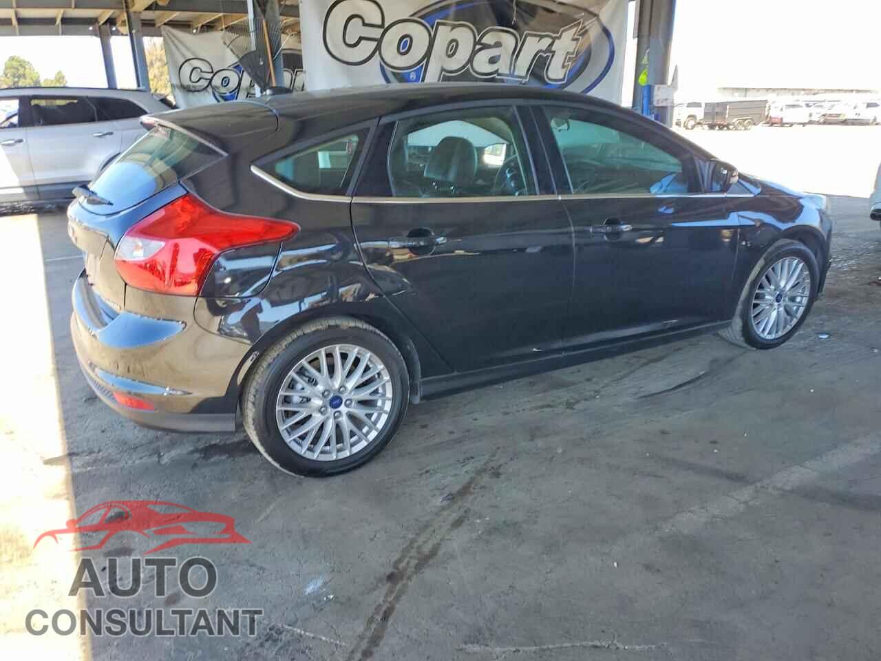 FORD FOCUS 2013 - 1FADP3N20DL382596