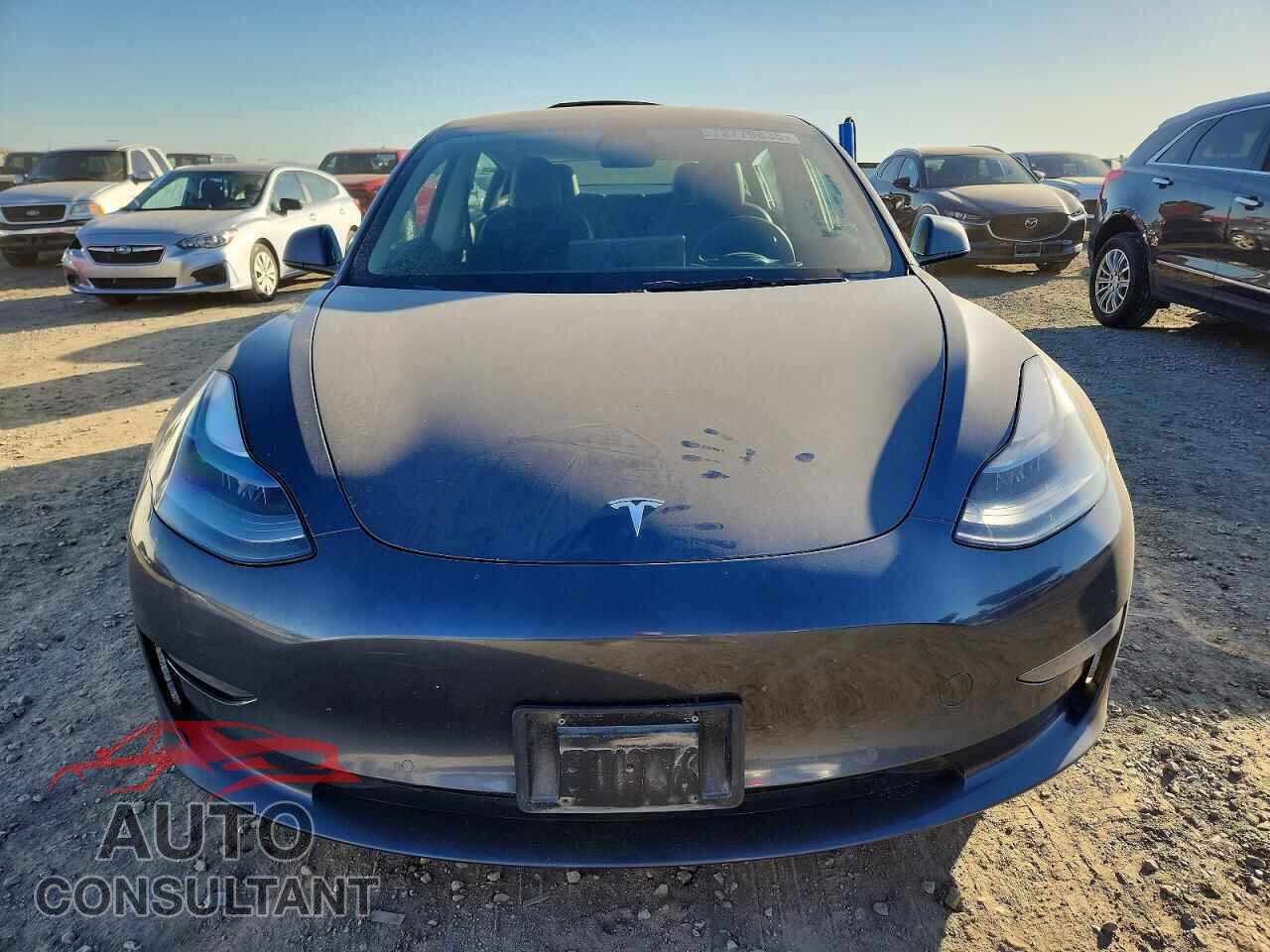 TESLA MODEL 3 2022 - 5YJ3E1EA9NF348426