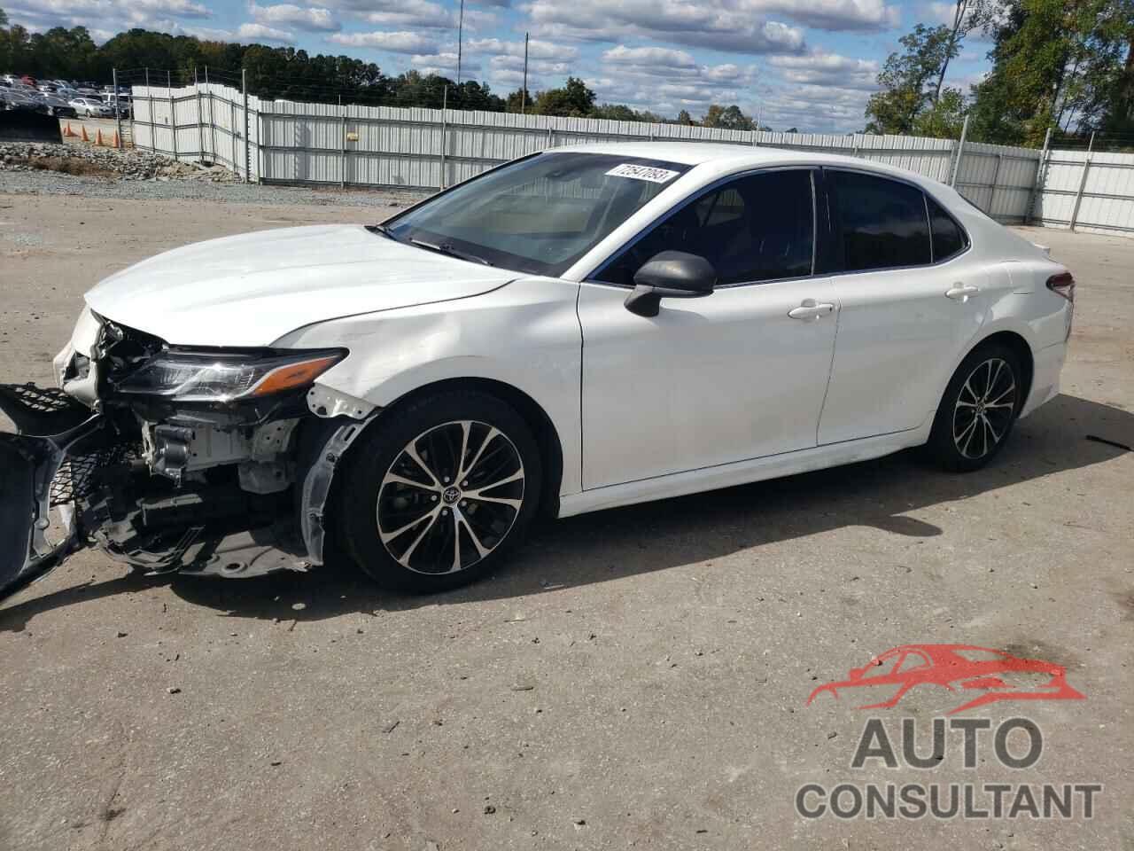 TOYOTA CAMRY 2018 - JTNB11HK8J3001815