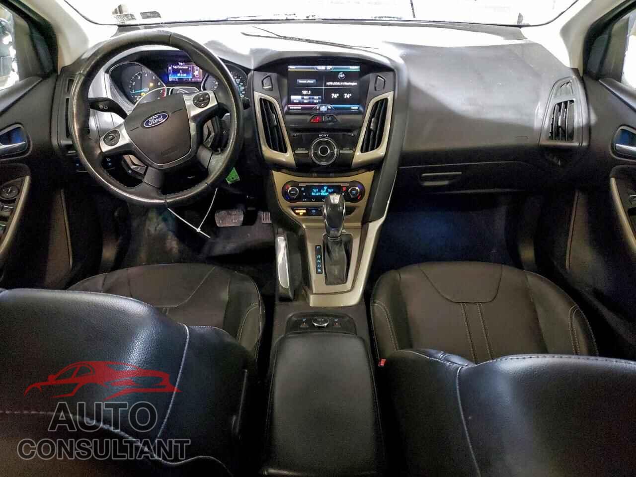 FORD FOCUS 2012 - 1FAHP3M29CL472444