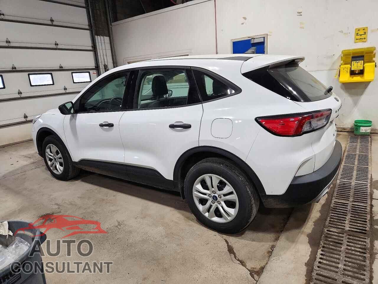 FORD ESCAPE 2022 - 1FMCU9F68NUB53898
