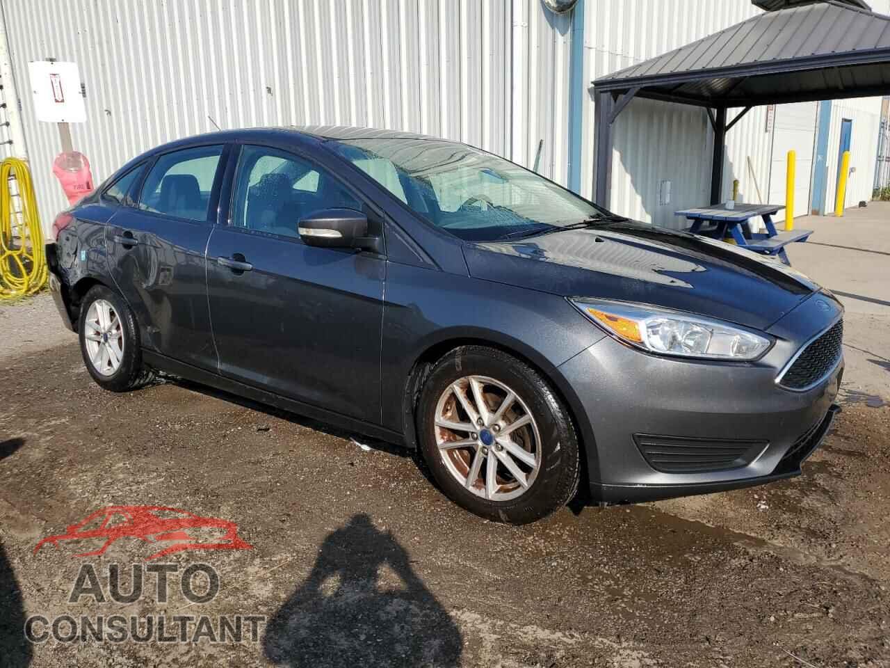 FORD FOCUS 2017 - 1FADP3F22HL261265