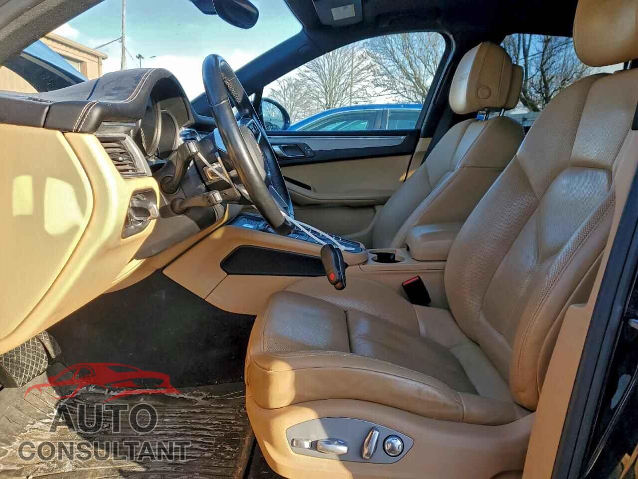 PORSCHE MACAN 2018 - WP1AG2A56JLB65152