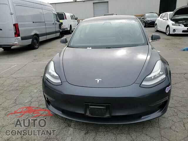 TESLA MODEL 3 2018 - 5YJ3E1EA7JF045378