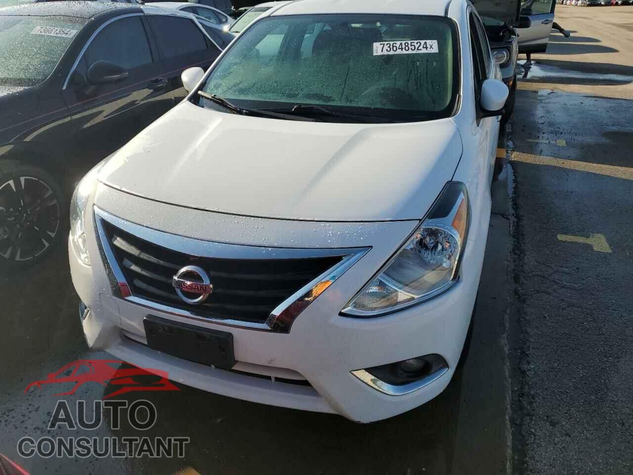 NISSAN VERSA 2019 - 3N1CN7AP3KL801856