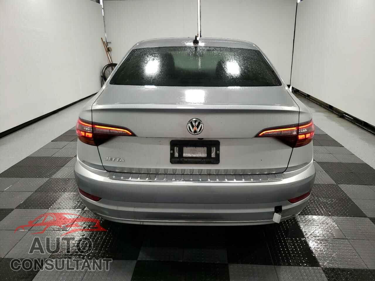 VOLKSWAGEN JETTA 2019 - 3VWEB7BU6KM195494
