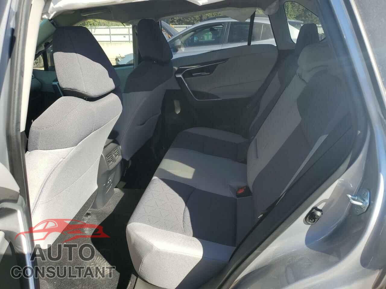 TOYOTA RAV4 2020 - JTMP1RFV5LD060999