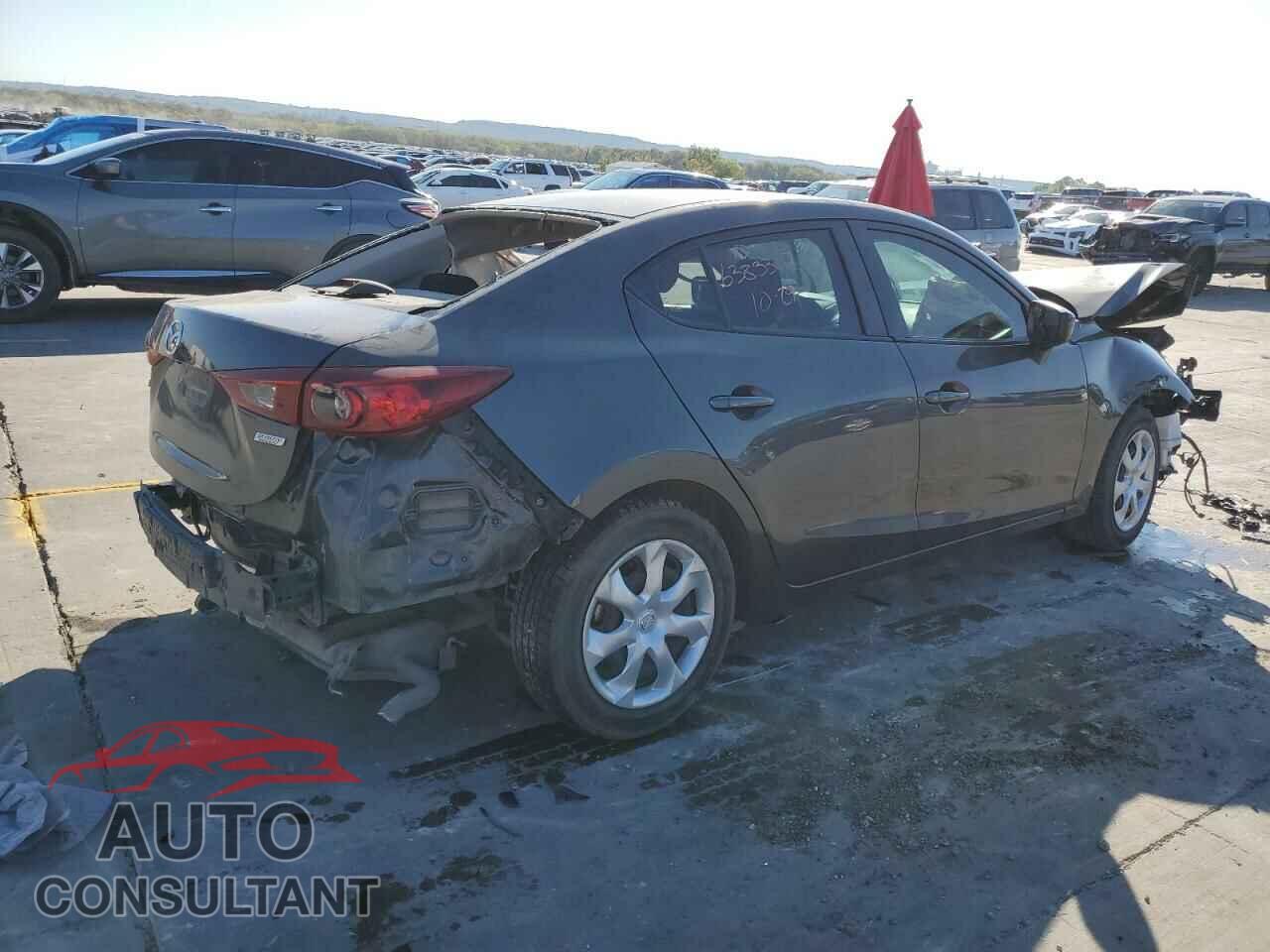 MAZDA 3 2017 - 3MZBN1U7XHM120353