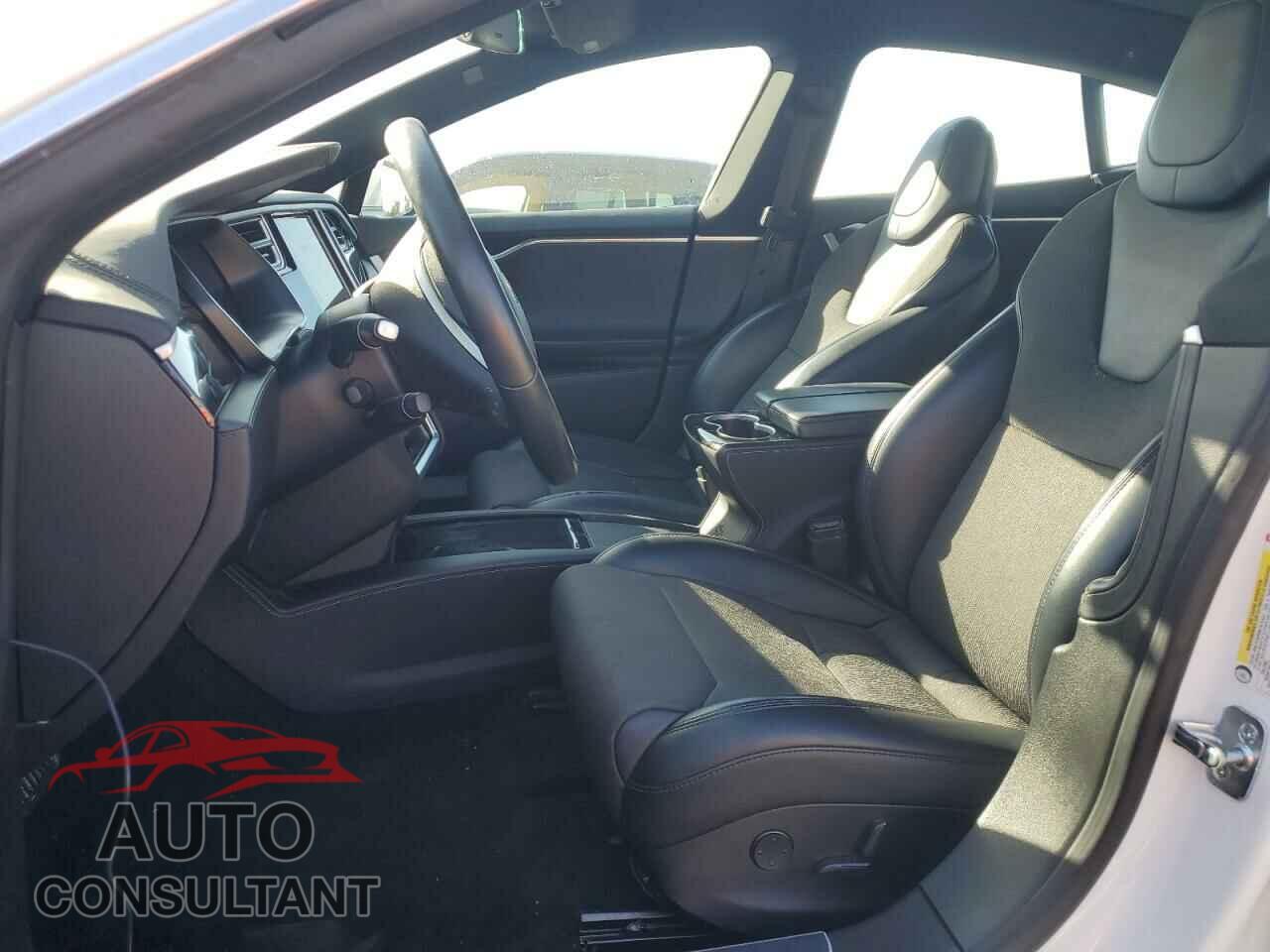 TESLA MODEL S 2017 - 5YJSA1E12HF233744