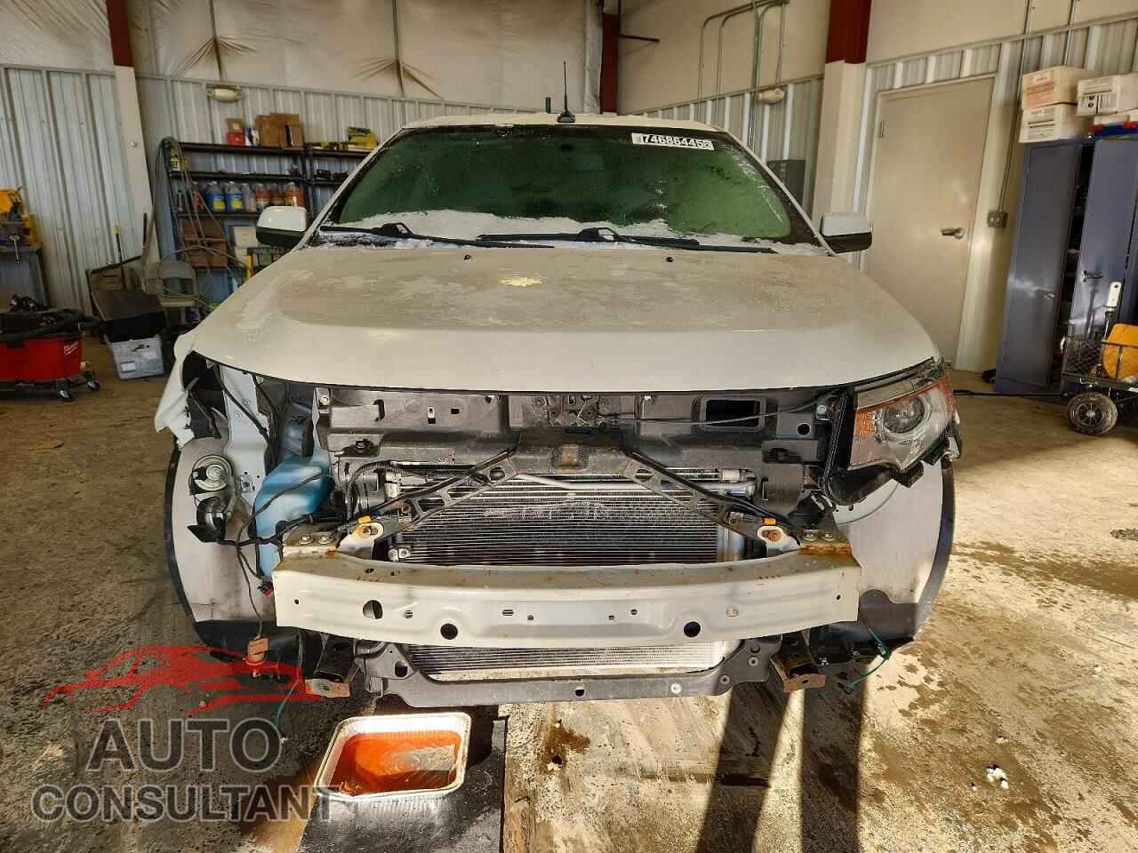 FORD EDGE 2013 - 2FMDK4JC8DBB99083