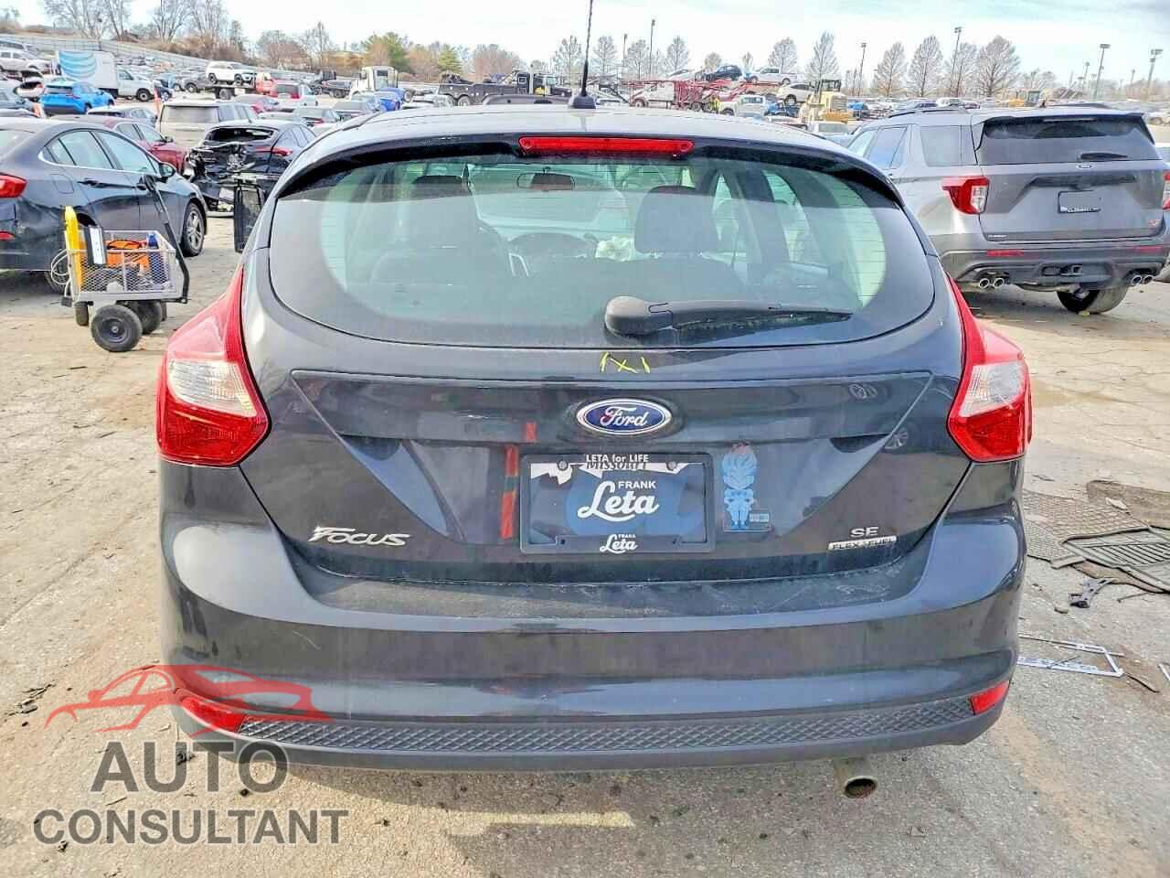 FORD FOCUS 2014 - 1FADP3K26EL430981