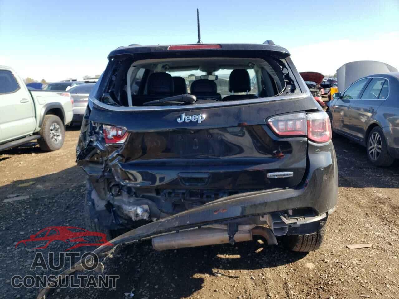 JEEP COMPASS 2018 - 3C4NJCBB5JT501845