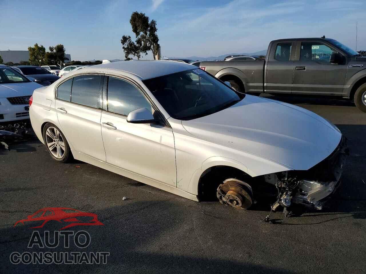 BMW 3 SERIES 2016 - WBA8E9G57GNU30564