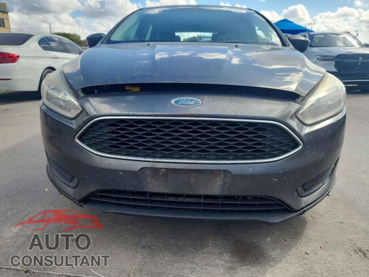 FORD FOCUS 2018 - 1FADP3K21JL330796