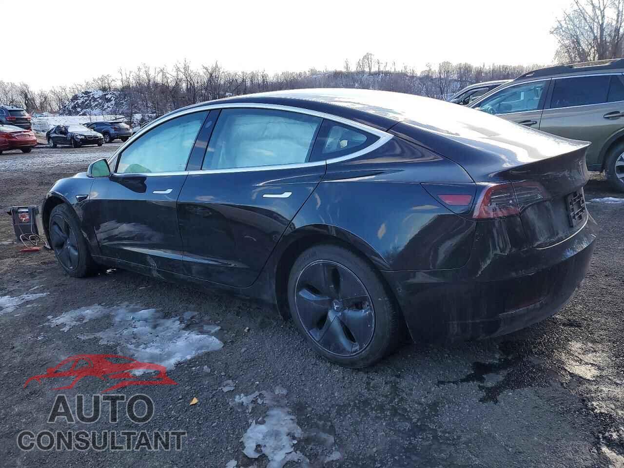 TESLA MODEL 3 2018 - 5YJ3E1EA7JF152818