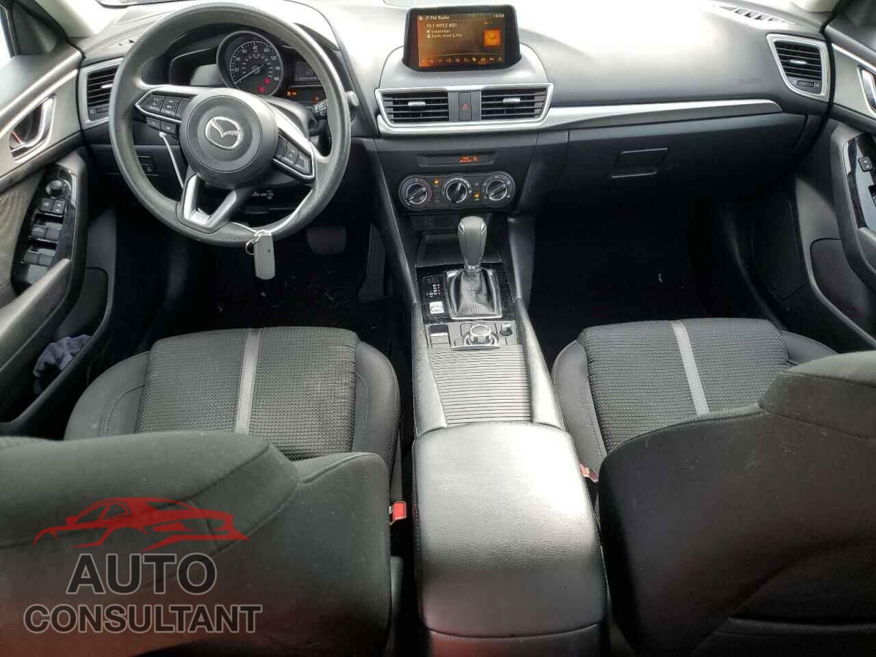 MAZDA 3 2017 - 3MZBN1U76HM132788