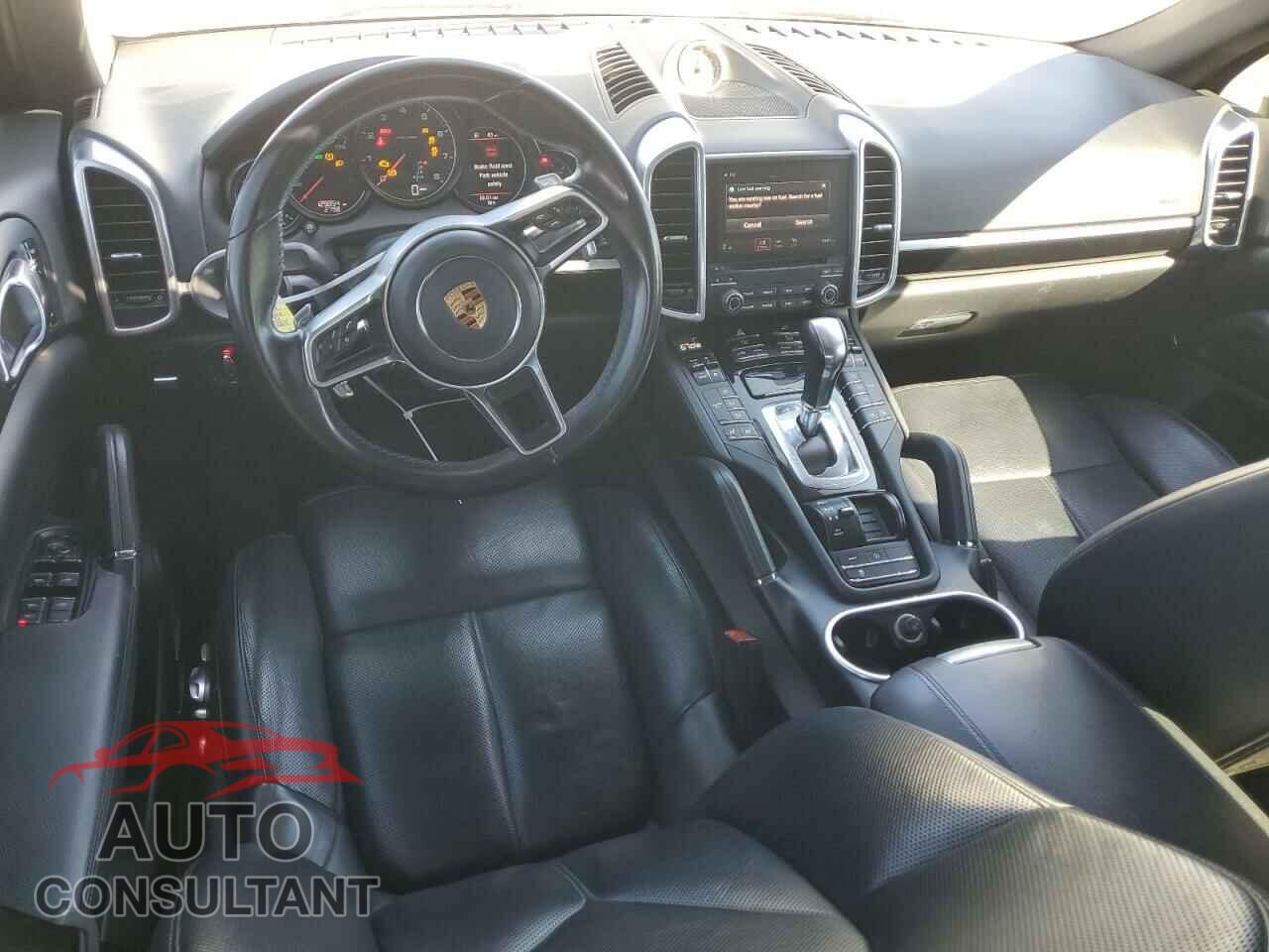 PORSCHE CAYENNE 2017 - WP1AA2A27HKA81008