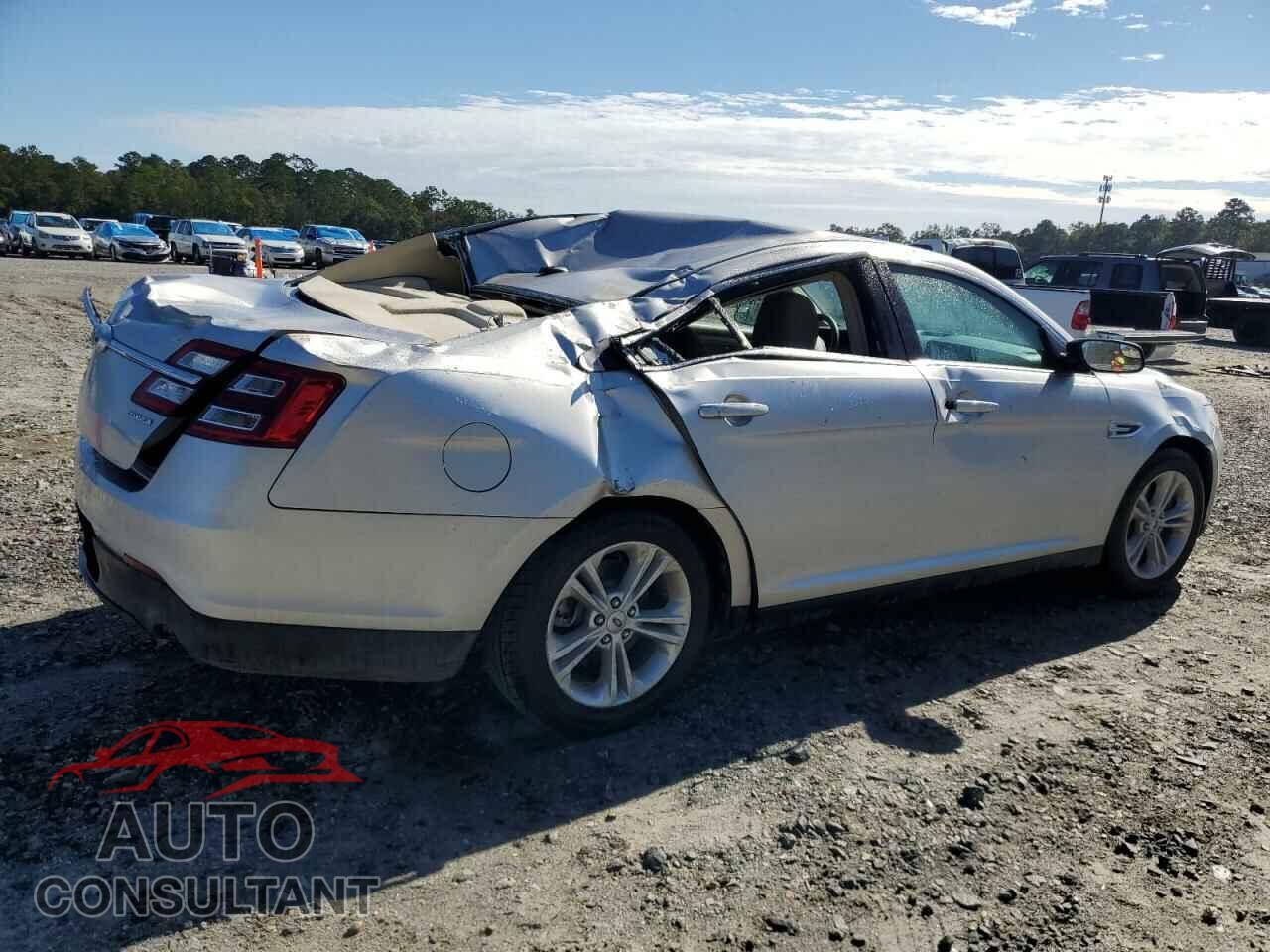 FORD TAURUS 2015 - 1FAHP2D85FG183640