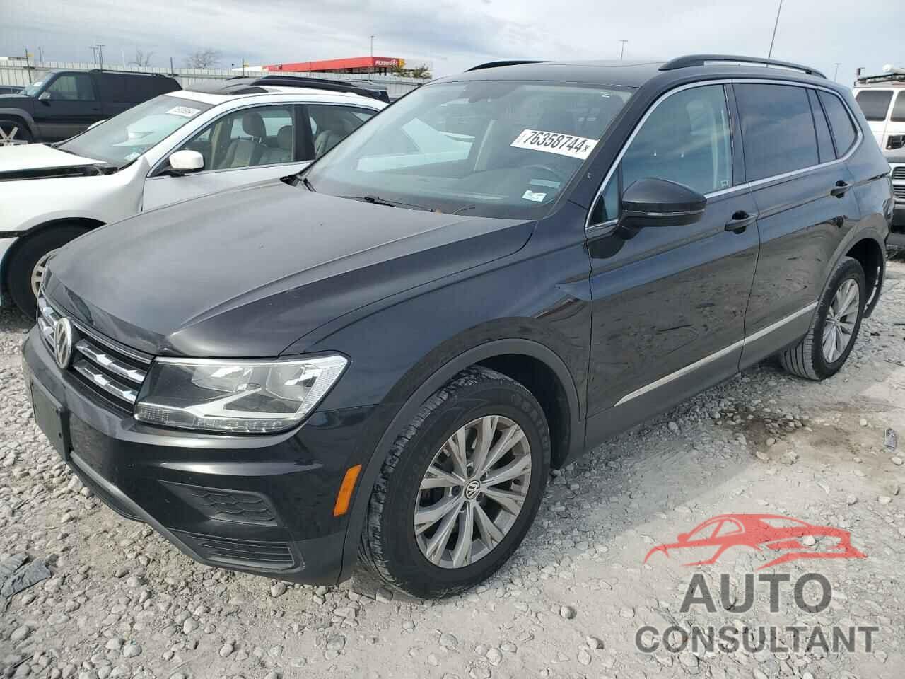 VOLKSWAGEN TIGUAN 2018 - 3VV3B7AX4JM122274