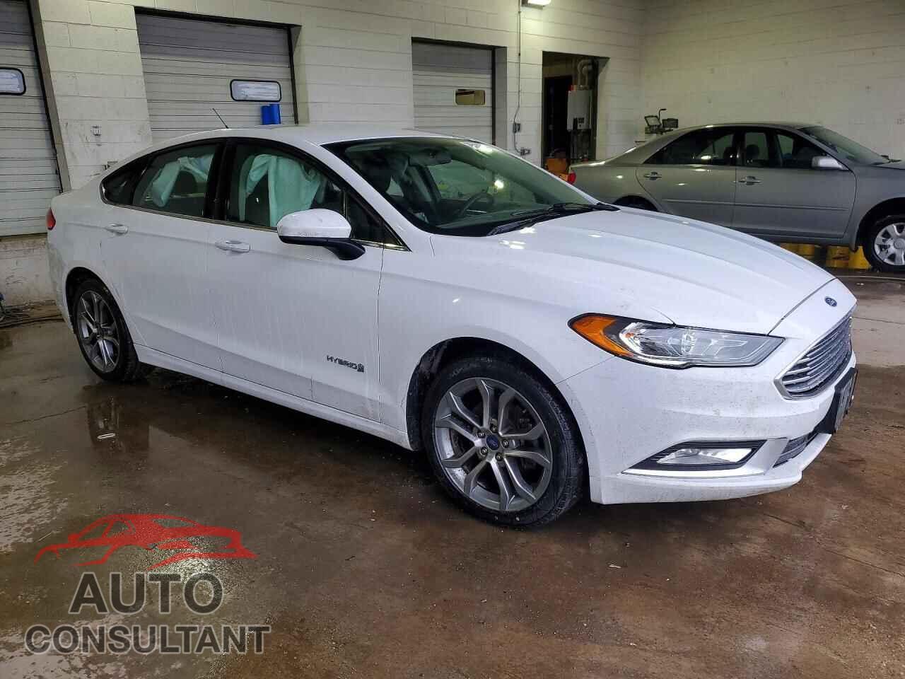 FORD FUSION 2017 - 3FA6P0LU5HR285977