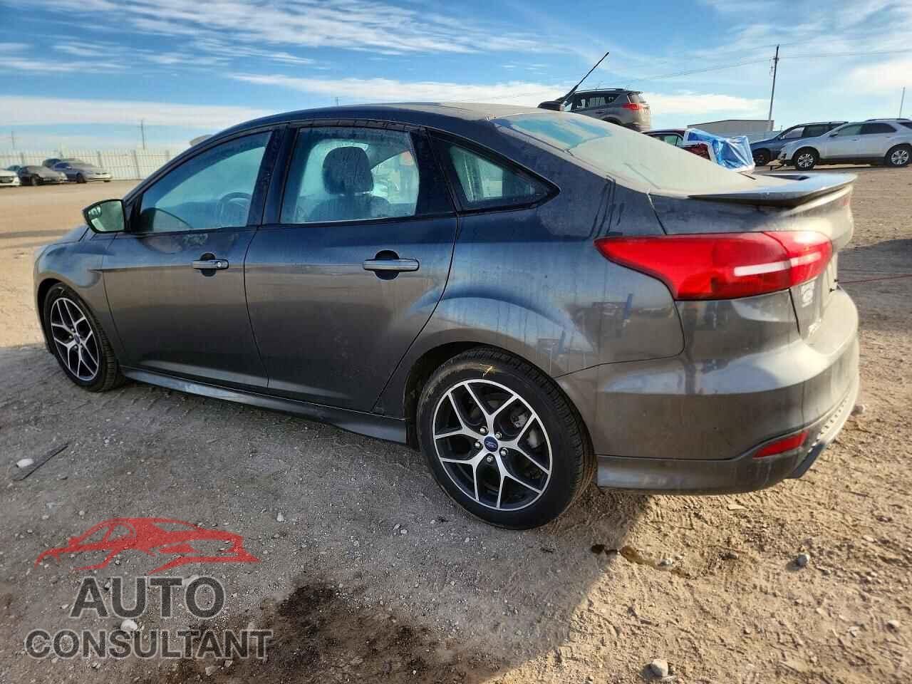 FORD FOCUS 2015 - 1FADP3F21FL369129