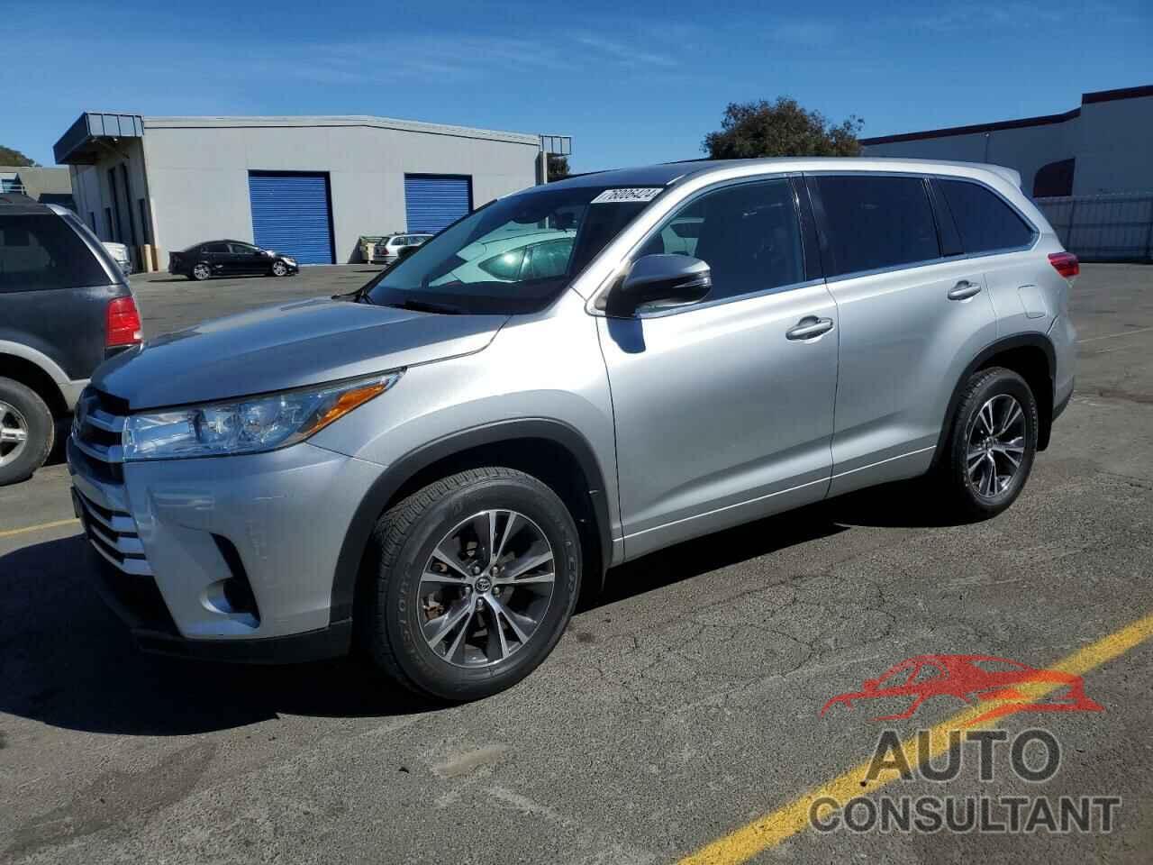 TOYOTA HIGHLANDER 2018 - 5TDBZRFH4JS847375