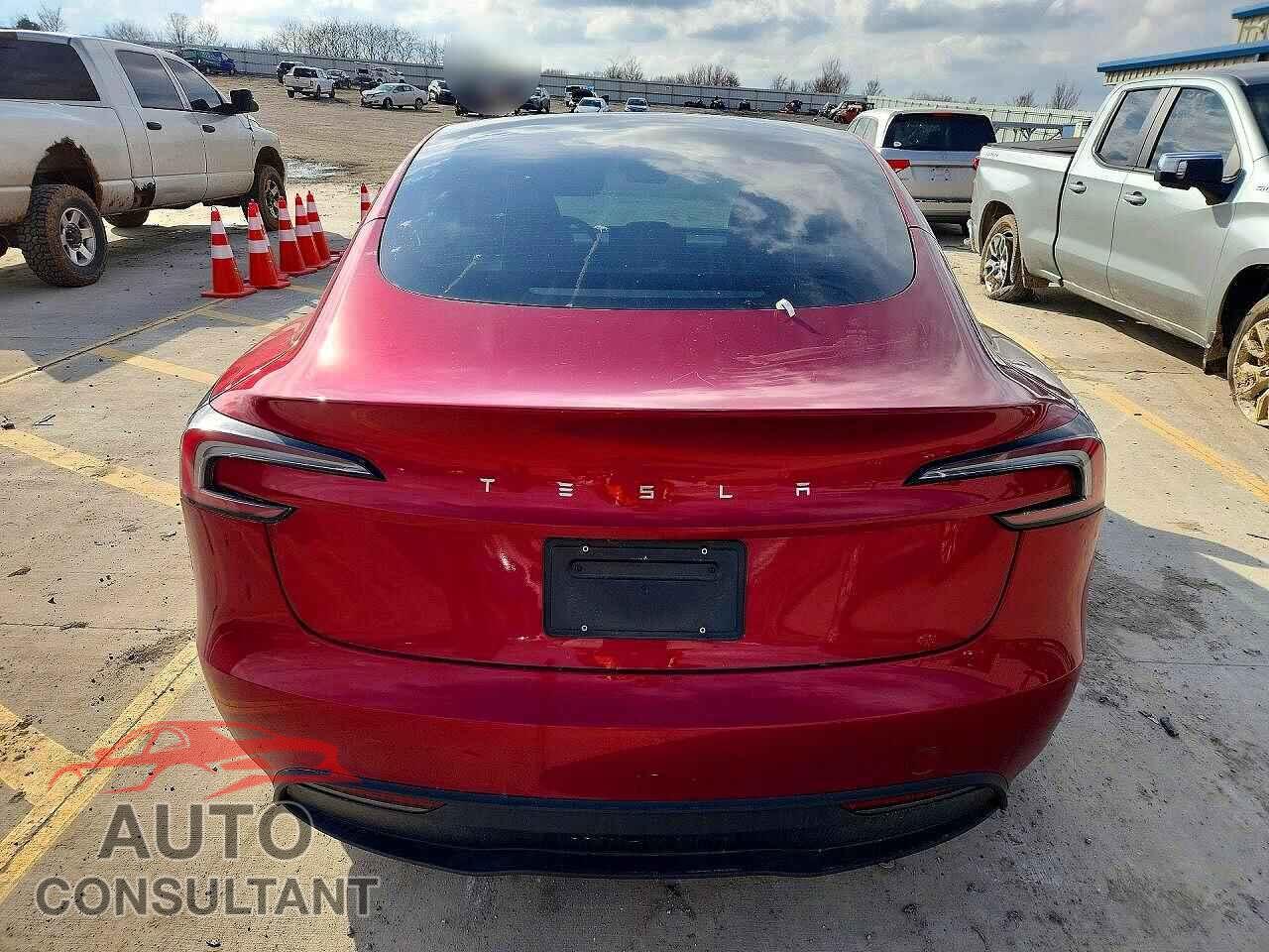 TESLA MODEL 3 2024 - 5YJ3E1EA8RF729514