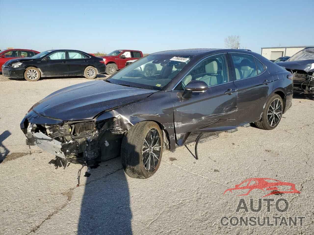 TOYOTA CAMRY 2022 - 4T1T11AK2NU706981