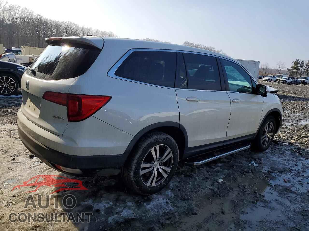 HONDA PILOT 2017 - 5FNYF6H35HB058105