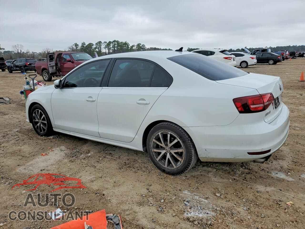 VOLKSWAGEN JETTA 2017 - 3VWDB7AJ1HM321420