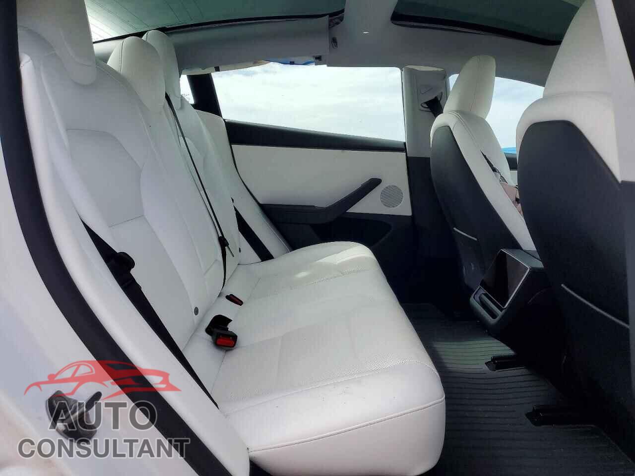 TESLA MODEL 3 2026 - 5YJ3E1EA9TF134792