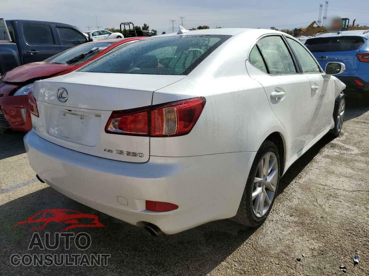 LEXUS IS 2011 - JTHCF5C21B5050626