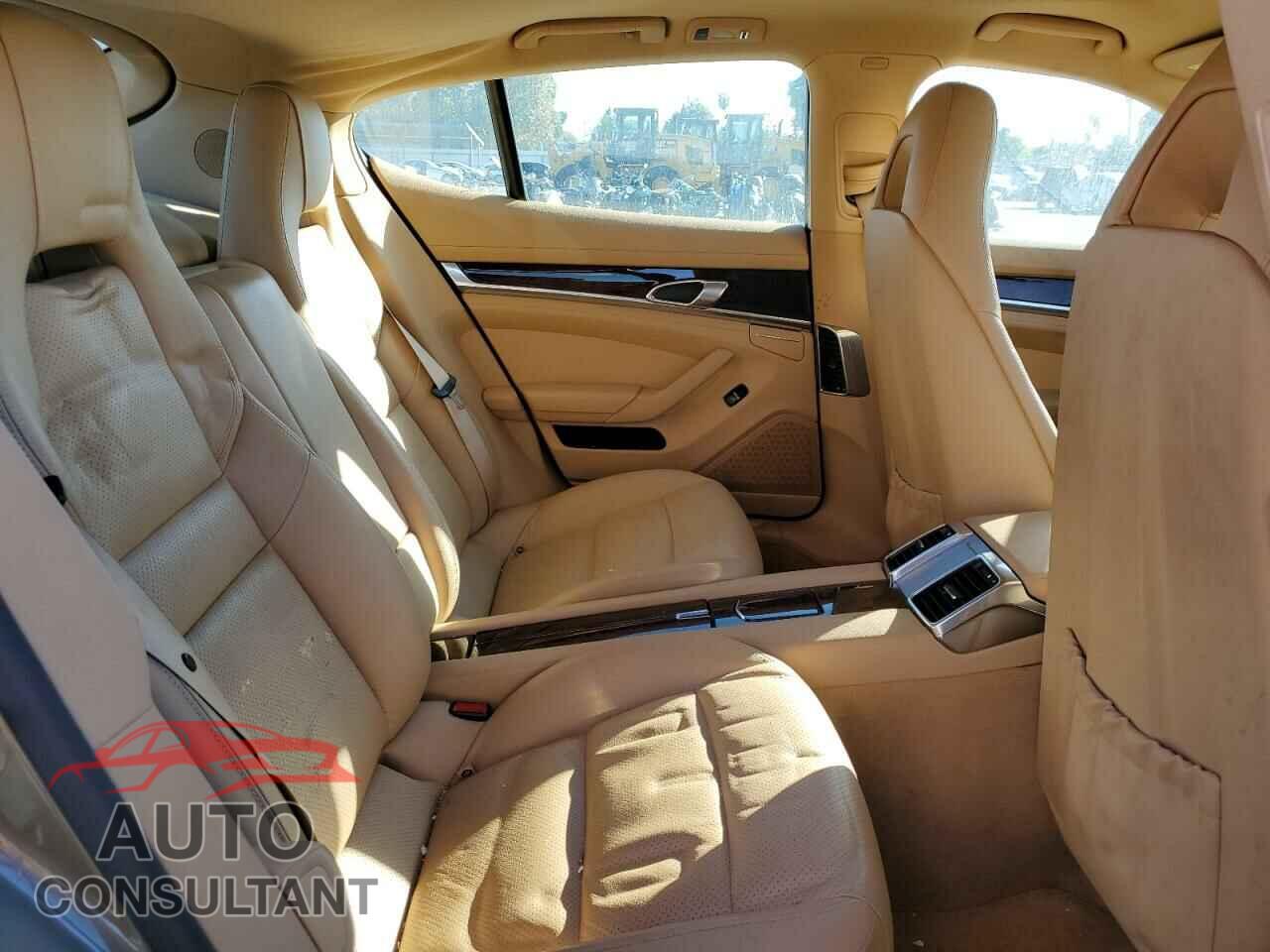 PORSCHE PANAMERA 2011 - WP0AA2A73BL013786