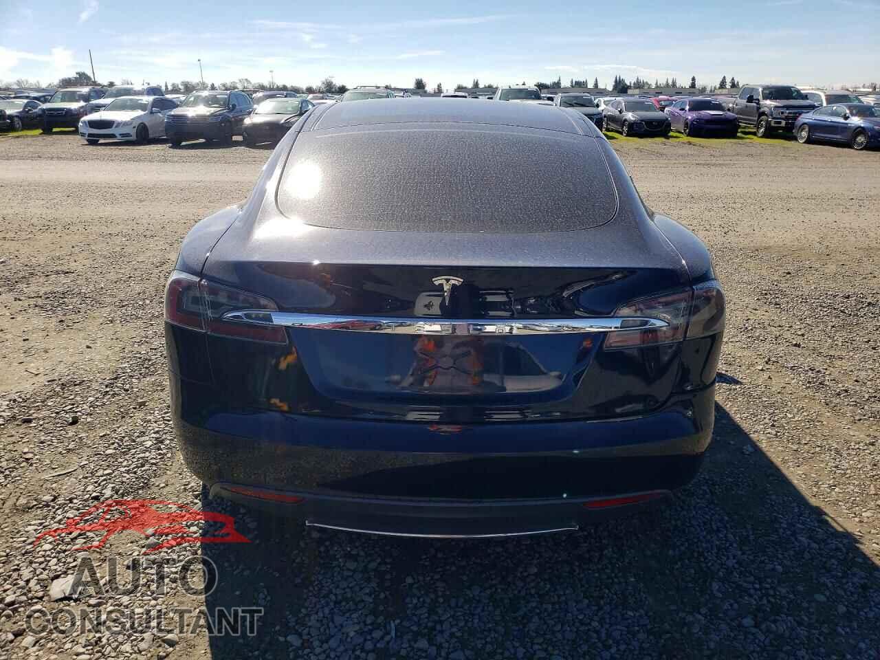 TESLA MODEL S 2013 - 5YJSA1DN9DFP13309